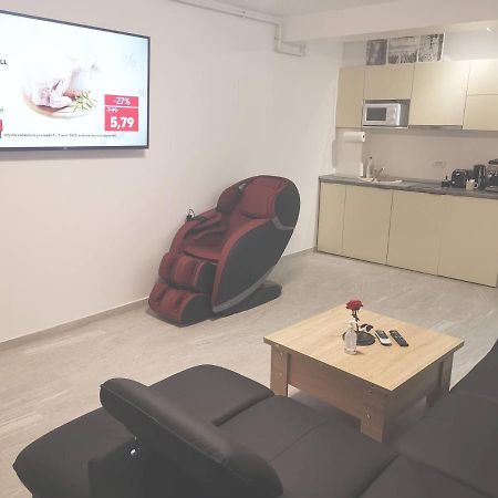 Maravali Seaview Mamaia Appartement Buitenkant foto