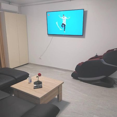 Maravali Seaview Mamaia Appartement Buitenkant foto