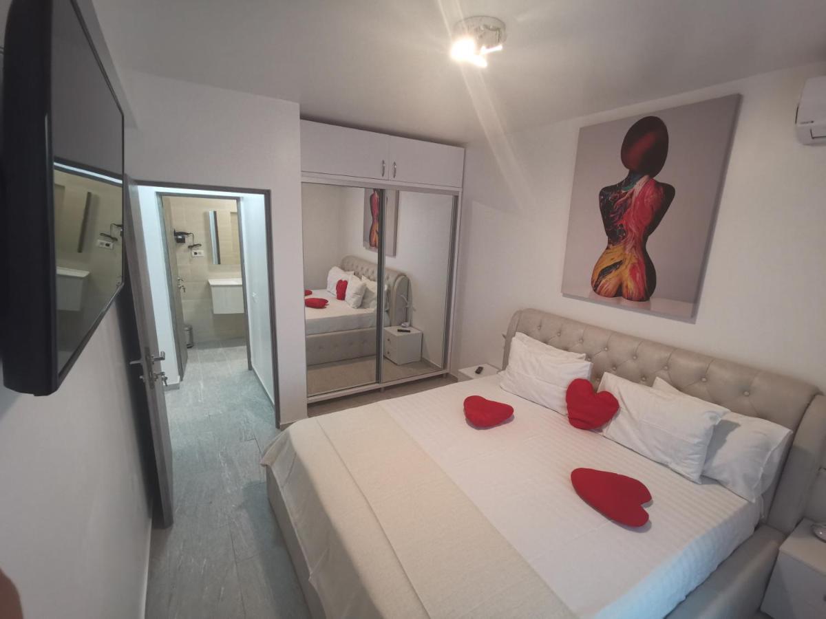 Maravali Seaview Mamaia Appartement Buitenkant foto
