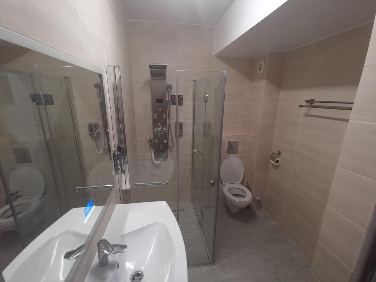 Maravali Seaview Mamaia Appartement Buitenkant foto